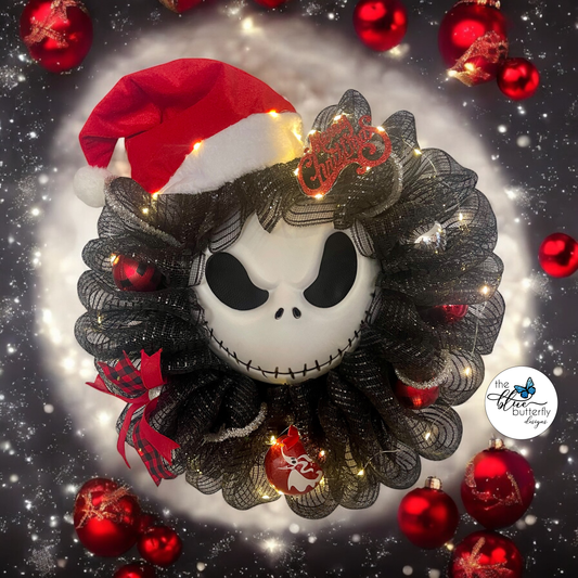 Sandy Claws Wreath